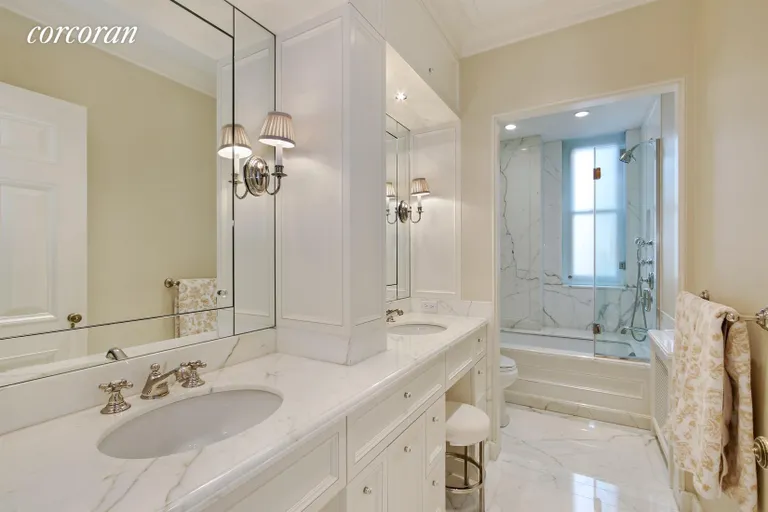 New York City Real Estate | View 30 Sutton Place, 11A | Master Bathroom | View 5