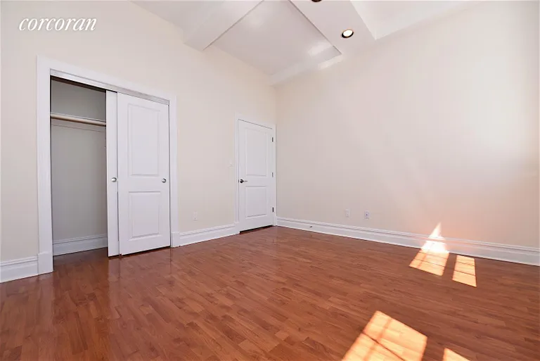 New York City Real Estate | View 45-02 Ditmars Boulevard, 421 | room 5 | View 6