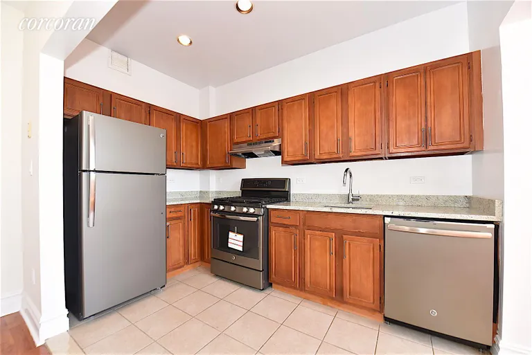 New York City Real Estate | View 45-02 Ditmars Boulevard, 421 | room 9 | View 10