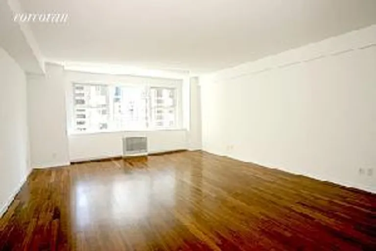 New York City Real Estate | View 110 East 57th Street, 12F | room 1 | View 2