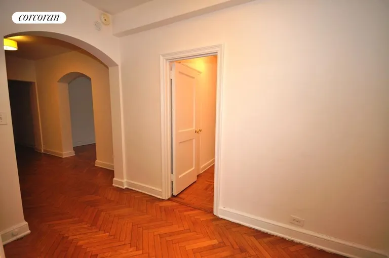 New York City Real Estate | View 25 Monroe Place, 6C | room 16 | View 17