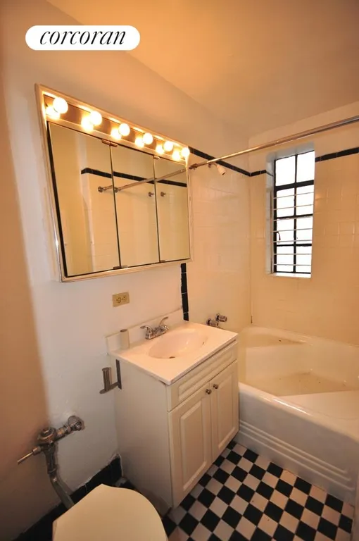 New York City Real Estate | View 25 Monroe Place, 6C | room 15 | View 16