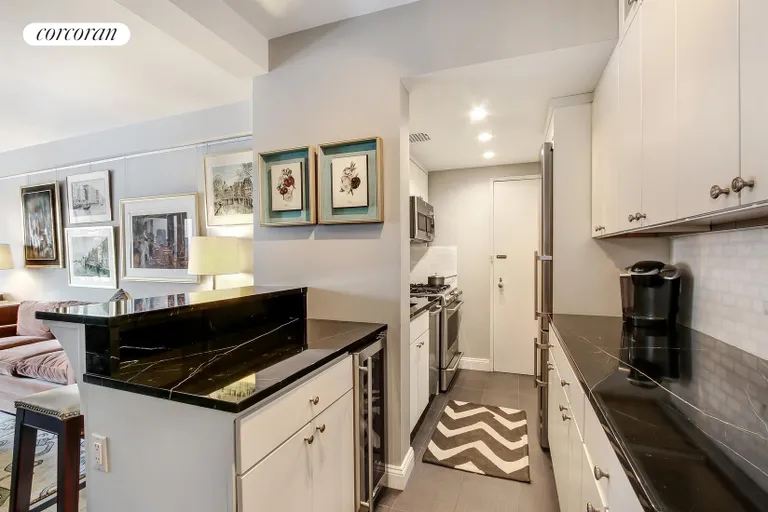 New York City Real Estate | View 45 East End Avenue, 11E | Kitchen | View 2
