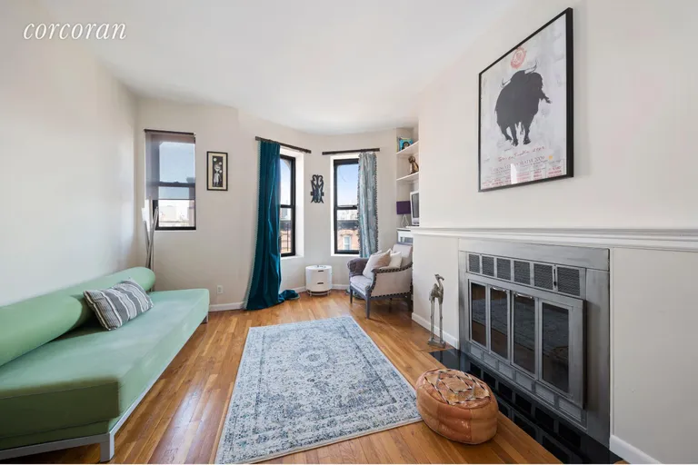 New York City Real Estate | View 18 Lincoln Place, 4L | 2 Beds, 1 Bath | View 1