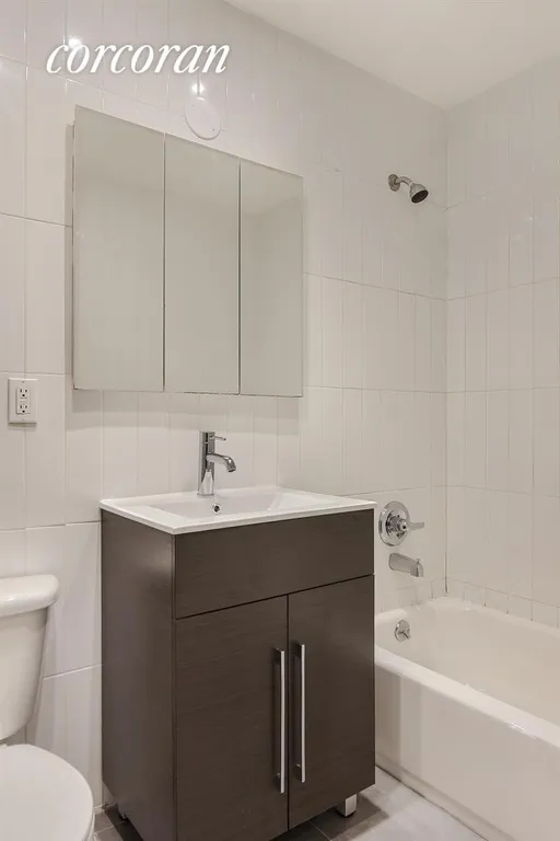 New York City Real Estate | View 886 Myrtle Avenue, 1B | Bathroom | View 4