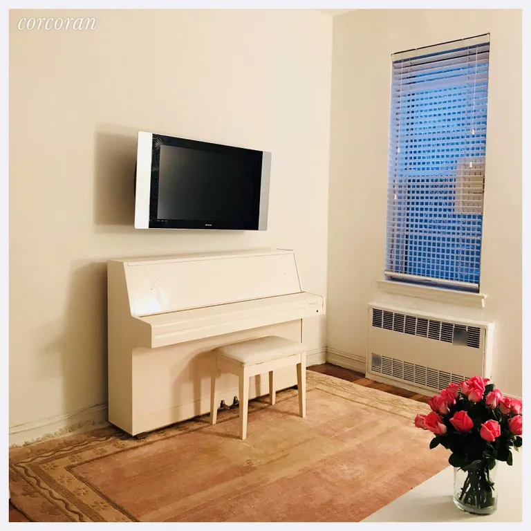 New York City Real Estate | View 330 East 83rd Street, LN | room 1 | View 2