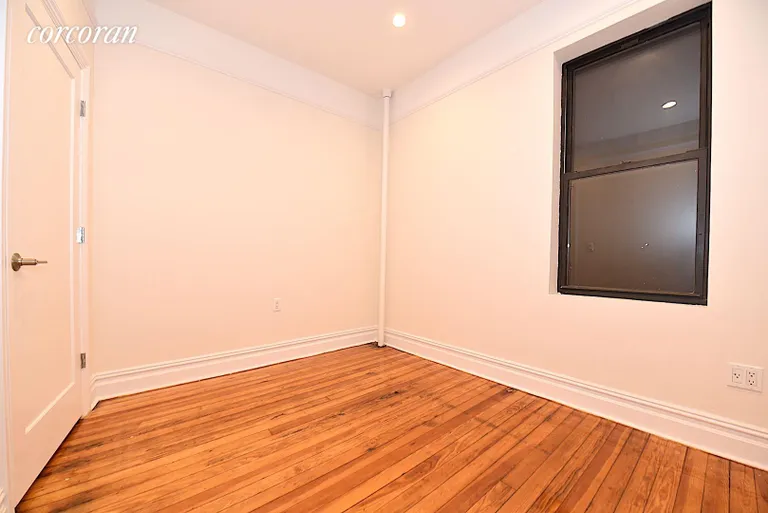 New York City Real Estate | View 30-86 32nd Street, 20 | room 8 | View 9