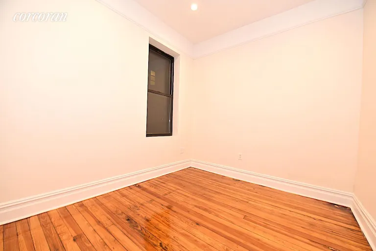 New York City Real Estate | View 30-86 32nd Street, 20 | room 7 | View 8