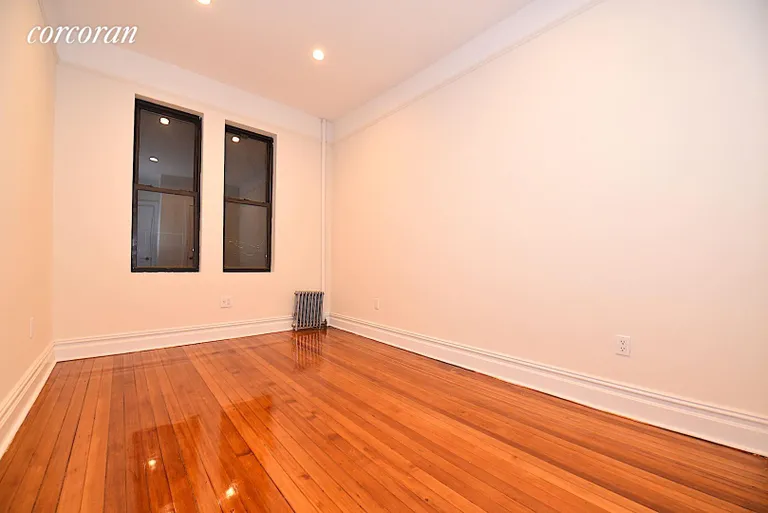 New York City Real Estate | View 30-86 32nd Street, 20 | room 5 | View 6
