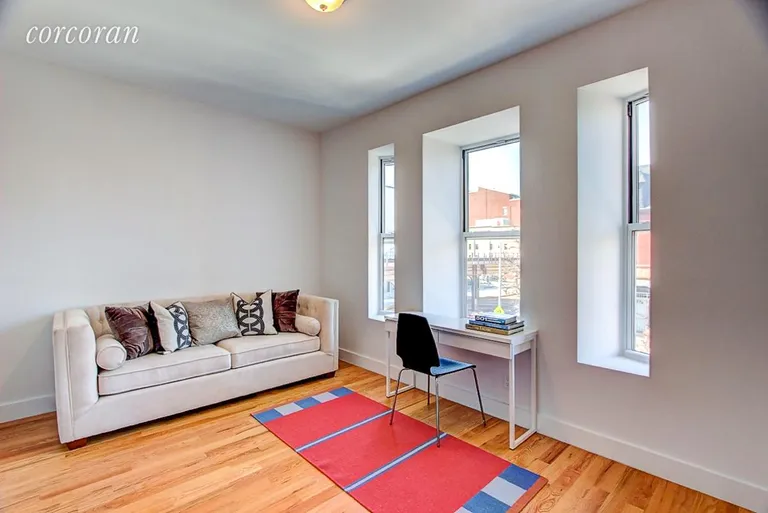 New York City Real Estate | View 4 Alice Court | room 5 | View 6