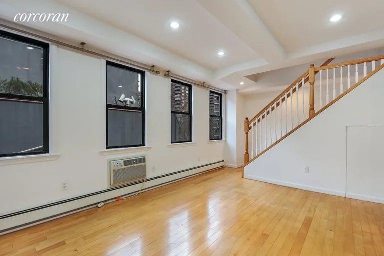 New York City Real Estate | View 334 Ninth Avenue, 4R | room 1 | View 2