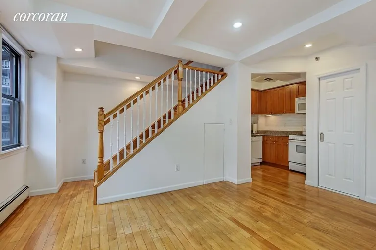 New York City Real Estate | View 334 Ninth Avenue, 4R | room 3 | View 4