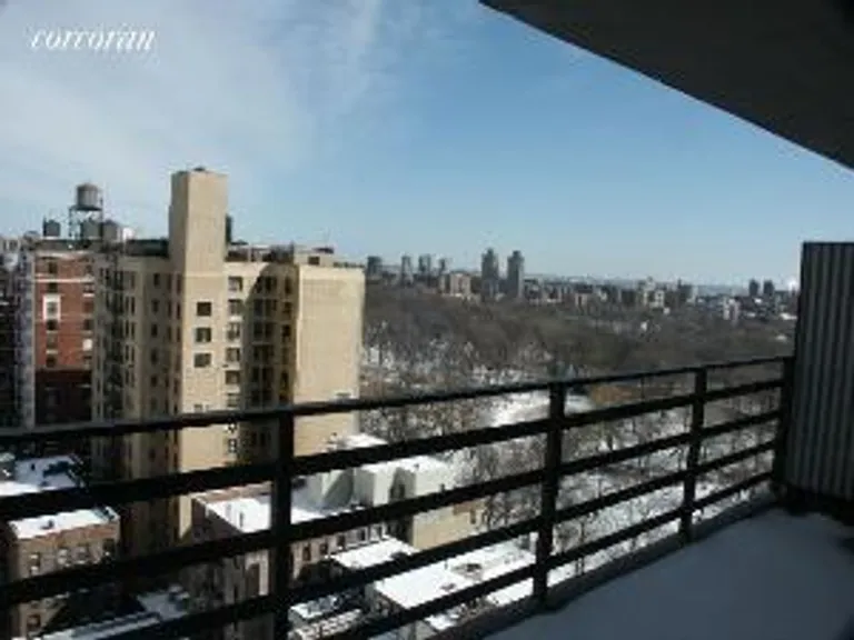 New York City Real Estate | View 400 Central Park West, 19J | room 1 | View 2