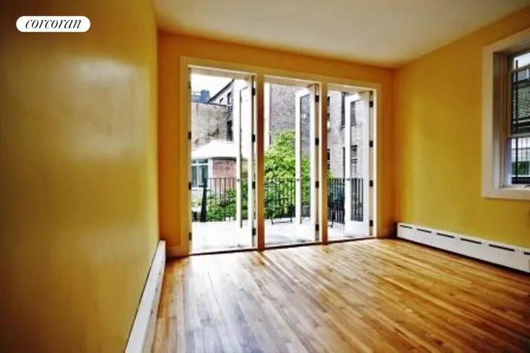 New York City Real Estate | View 150 Dekalb Avenue, 1 | room 3 | View 4