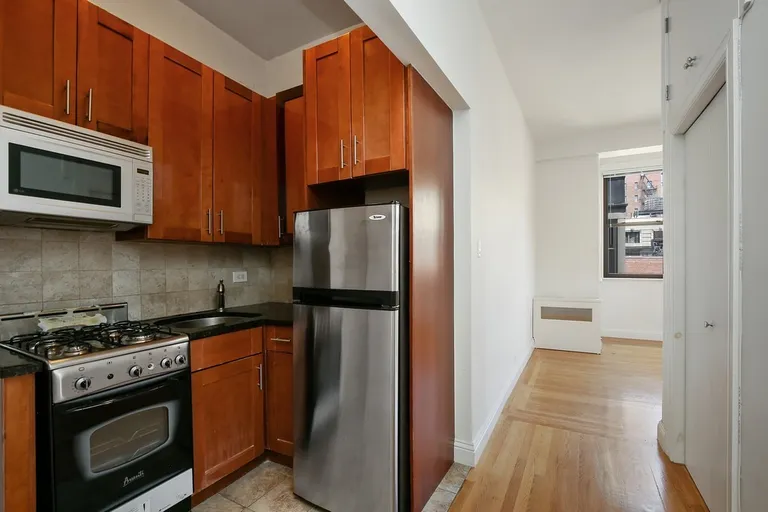 New York City Real Estate | View 125 Riverside Drive, 7-F | room 1 | View 2