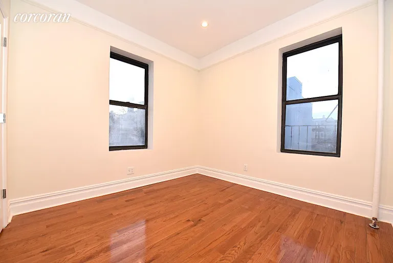 New York City Real Estate | View 30-86 32nd Street, 22 | room 6 | View 7