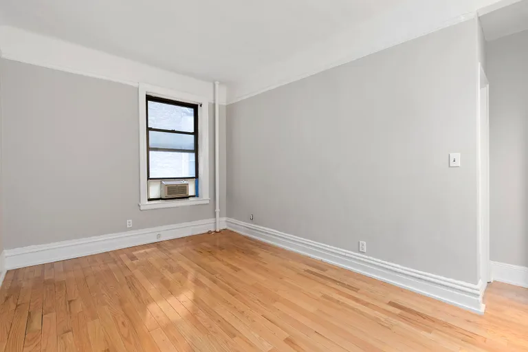 New York City Real Estate | View 447 Fort Washington Avenue, 26 | 1 Bed, 1 Bath | View 1