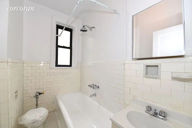 New York City Real Estate | View 31-50 33rd Street, 9C | room 6 | View 7