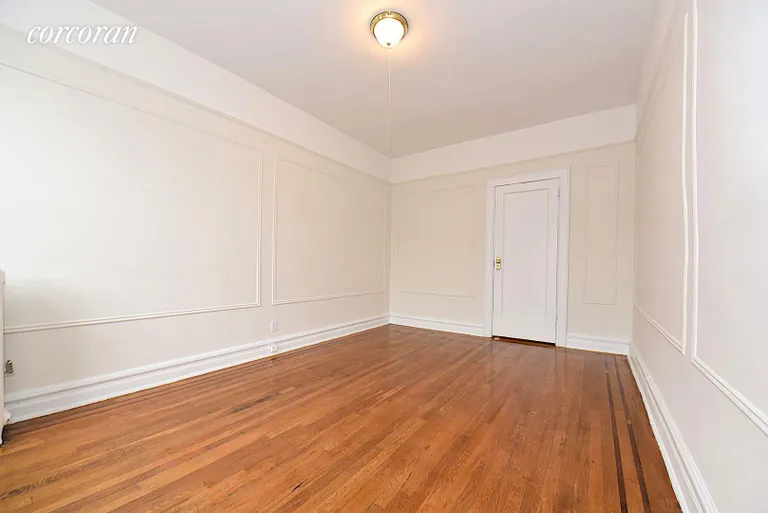 New York City Real Estate | View 31-50 33rd Street, 9B | room 5 | View 6
