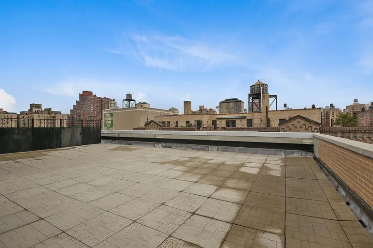 New York City Real Estate | View 150 West 82nd Street, PH | 3 Beds, 2 Baths | View 1