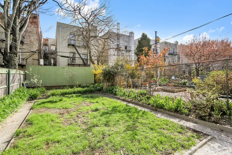 New York City Real Estate | View 451 41st Street, 1 | Back Yard | View 10