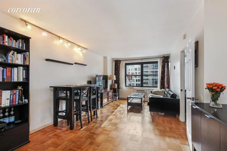 New York City Real Estate | View 399 East 72Nd Street, 9C | 1 Bath | View 1