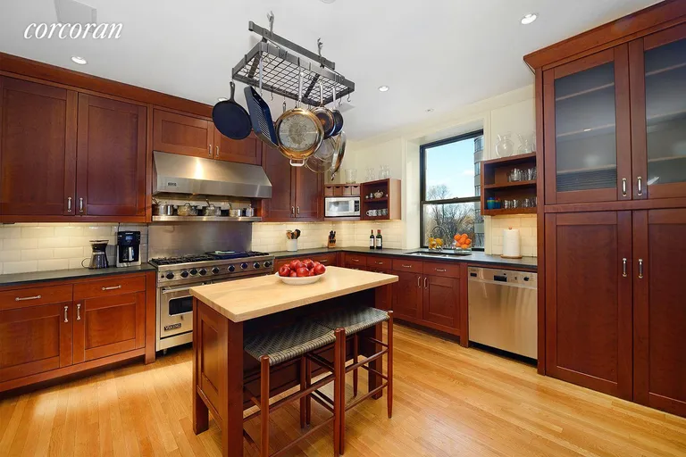 New York City Real Estate | View 137 Riverside Drive, 3B | room 7 | View 8