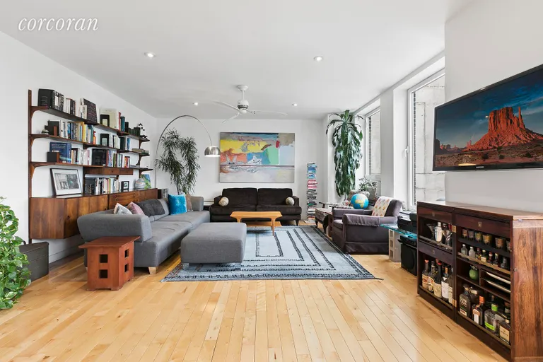 New York City Real Estate | View 75 Livingston Street, 20A | Oversized Living Room | View 3