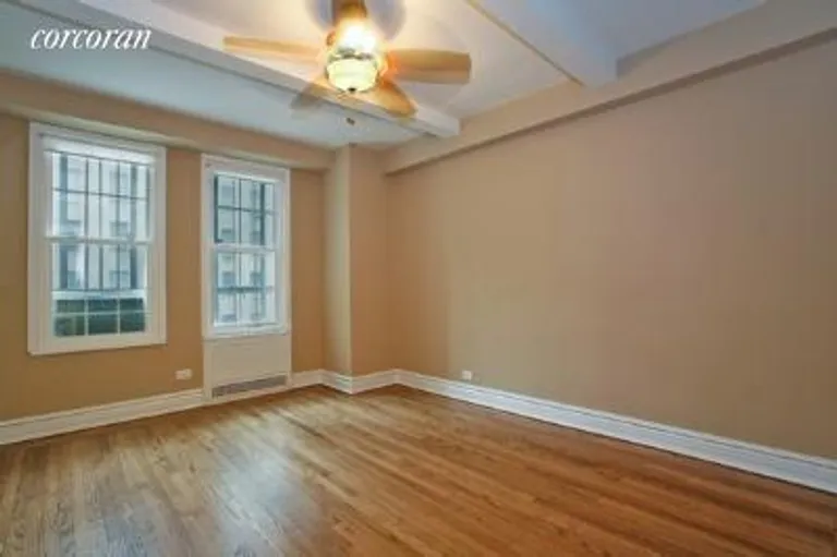 New York City Real Estate | View 340 West 57th Street, 4A | room 3 | View 4