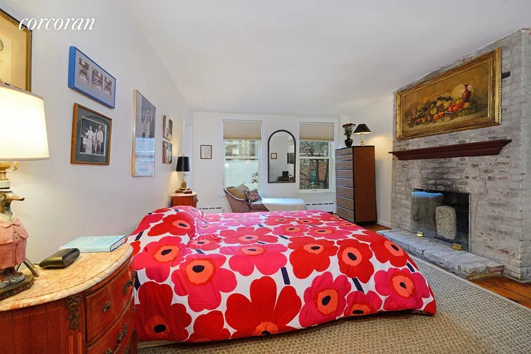 New York City Real Estate | View 205 East 31st Street | Spacious Master Bedroom | View 6