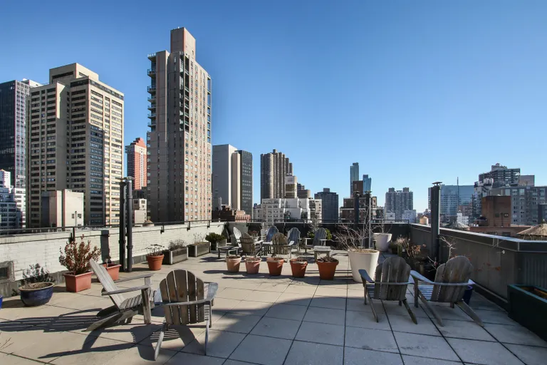 New York City Real Estate | View 136 East 36th Street, 6AG | Roof Deck | View 9