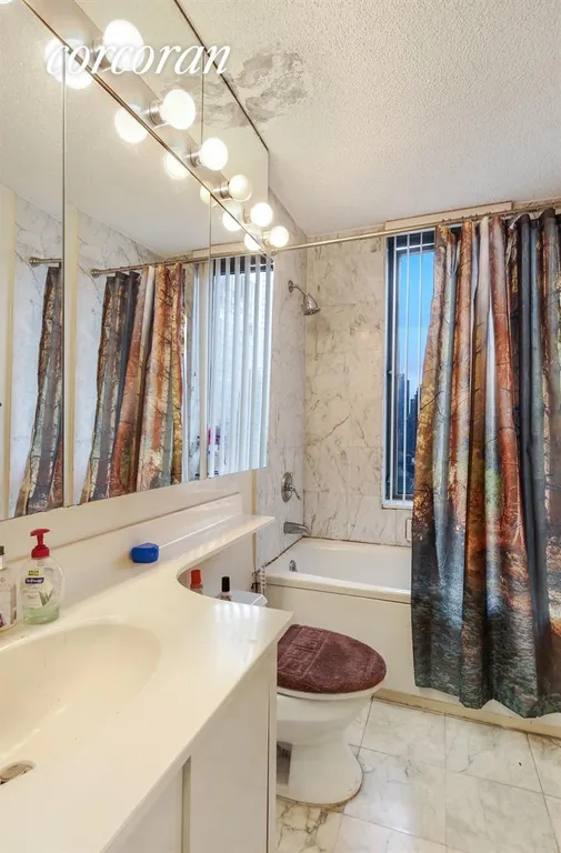 New York City Real Estate | View 445 Fifth Avenue, 23F | Bathroom | View 3