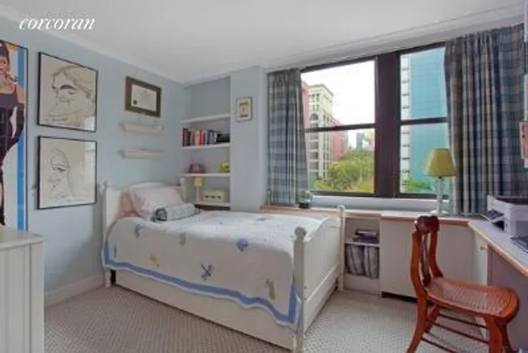 New York City Real Estate | View 552 Laguardia Place, 6 FL | room 3 | View 4