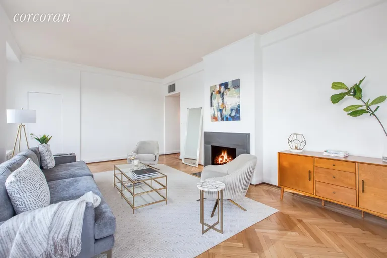 New York City Real Estate | View 25 East End Avenue, 15G | Living Room | View 2