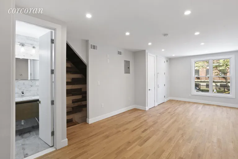 New York City Real Estate | View 666 Chauncey Street, 1 | Huge living area | View 2