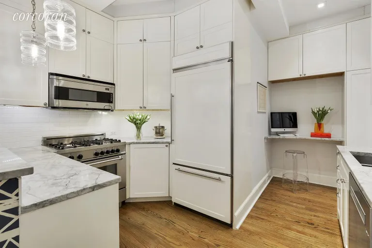 New York City Real Estate | View 1349 Lexington Avenue, 4E | Kitchen | View 10