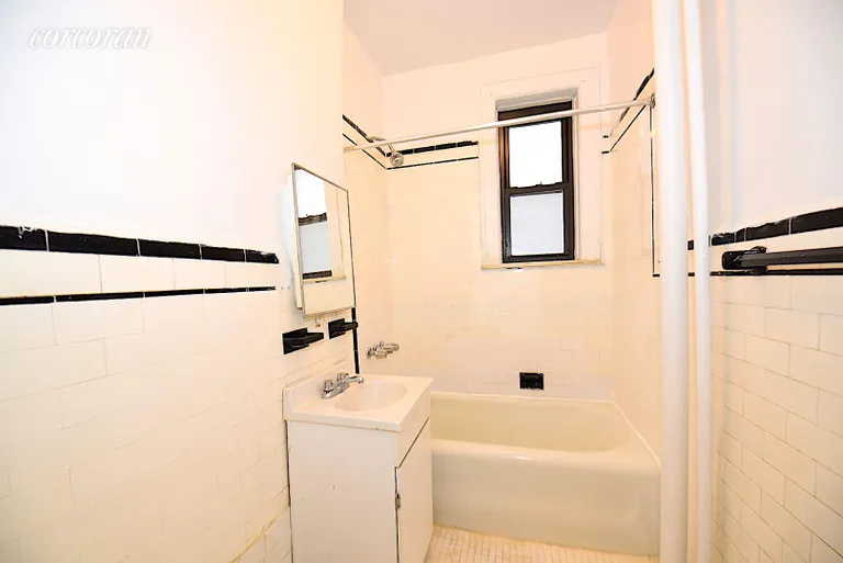 New York City Real Estate | View 26-80 30th Street, 2J | room 5 | View 6