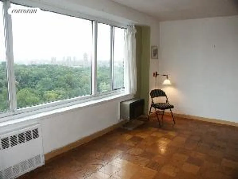 New York City Real Estate | View 400 Central Park West, 18S | room 5 | View 6