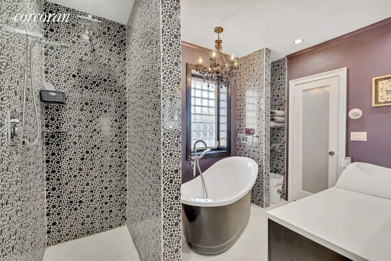 New York City Real Estate | View 72 Tompkins Circle | room 8 | View 9