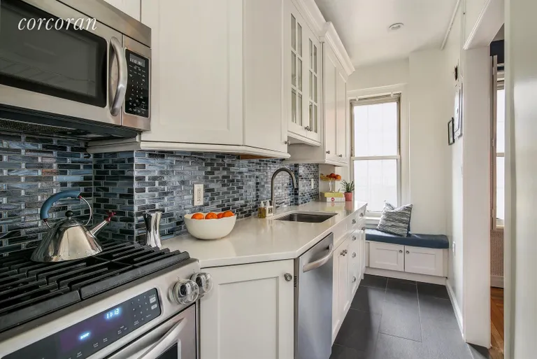 New York City Real Estate | View 155 Henry Street, 1G | Kitchen | View 2