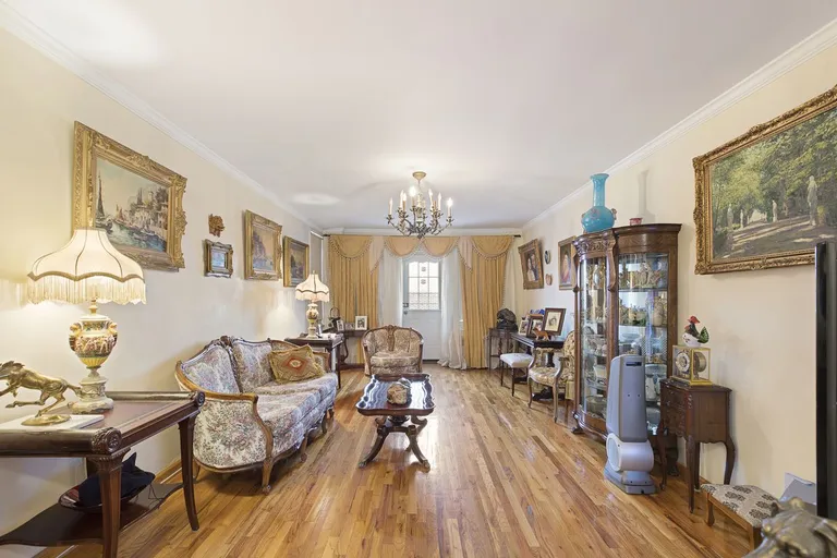 New York City Real Estate | View 540 Ocean Parkway, 6S | room 1 | View 2