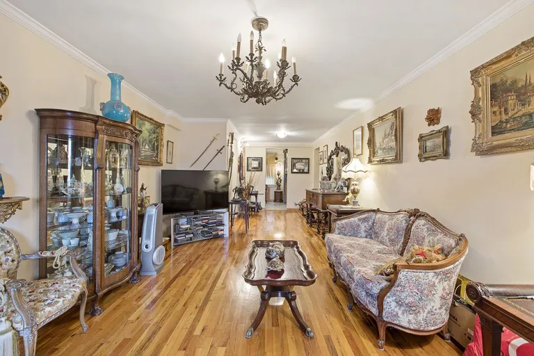 New York City Real Estate | View 540 Ocean Parkway, 6S | room 6 | View 7