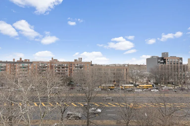 New York City Real Estate | View 540 Ocean Parkway, 6S | room 16 | View 17