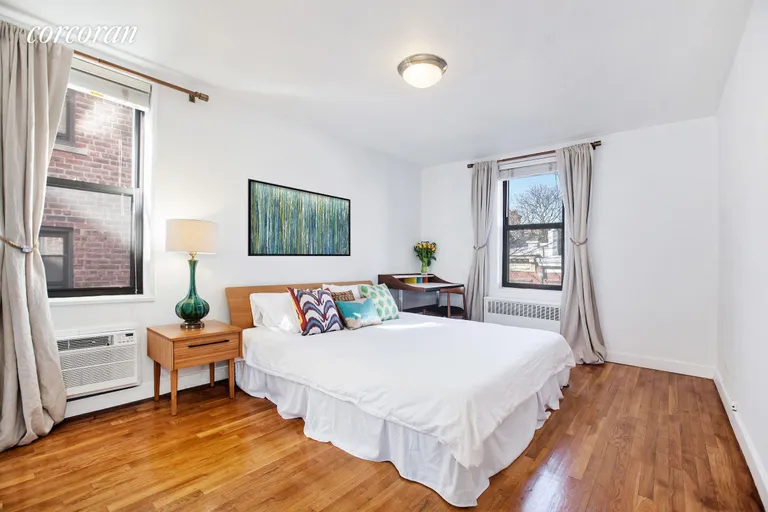 New York City Real Estate | View 100 Bank Street, 4B | room 2 | View 3
