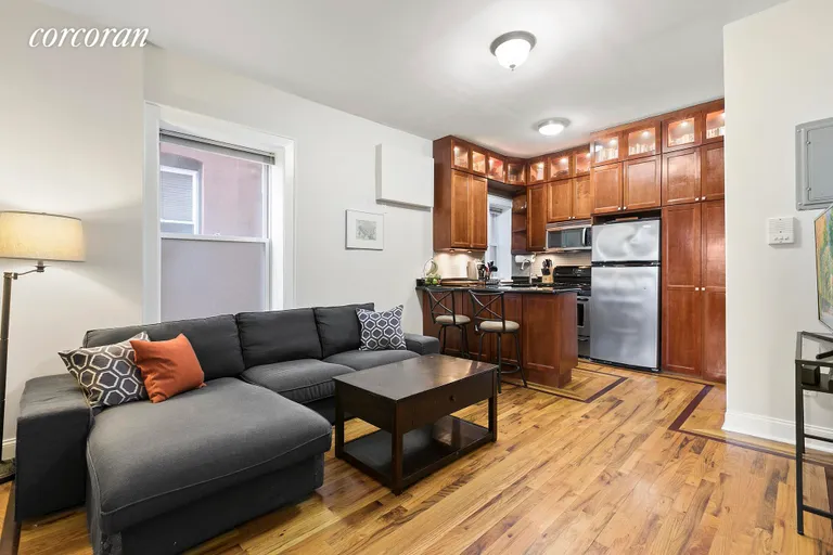 New York City Real Estate | View 351 21st Street, 3R | 2 Beds, 1 Bath | View 1