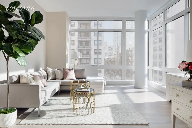 New York City Real Estate | View 389 East 89th Street, 6E | Southeast corner LR w/ city views | View 2