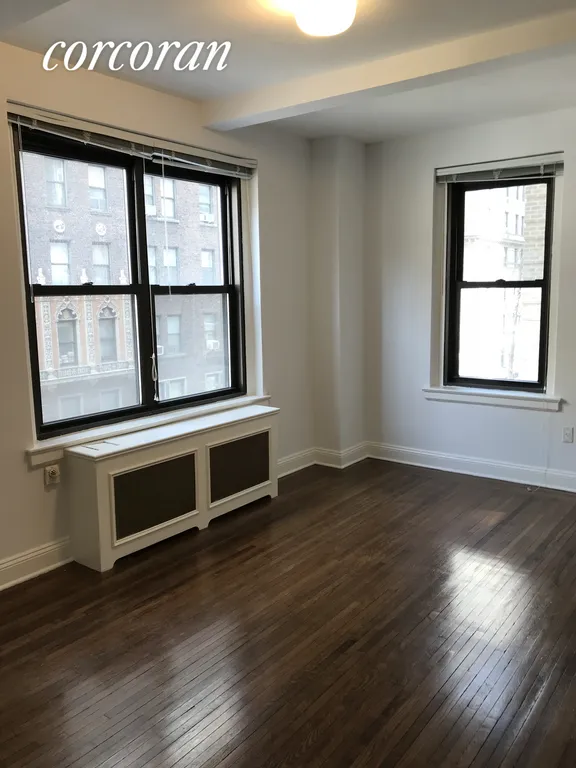 New York City Real Estate | View 235 West End Avenue, 4G | room 2 | View 3