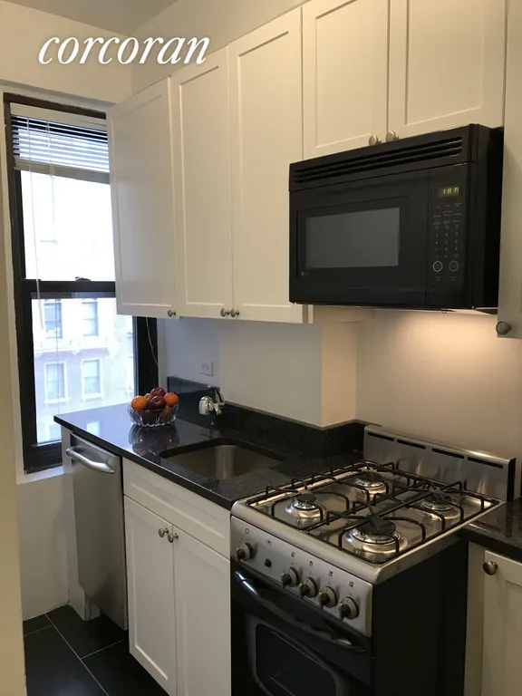 New York City Real Estate | View 235 West End Avenue, 4G | room 3 | View 4