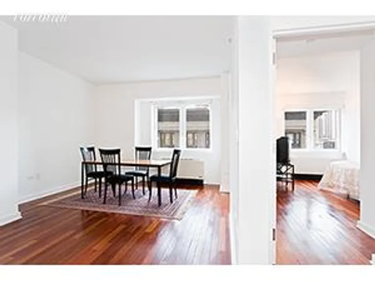 New York City Real Estate | View 425 Fifth Avenue, 20D | room 1 | View 2