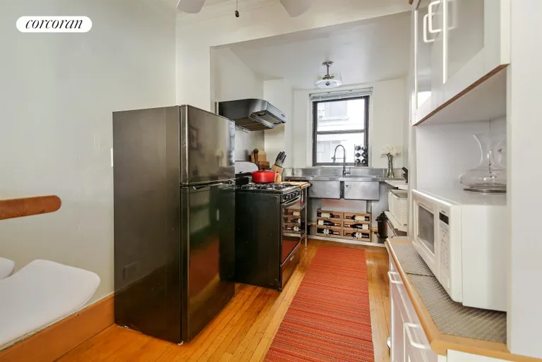 New York City Real Estate | View 135 West 58th Street, 3C | Kitchen | View 4
